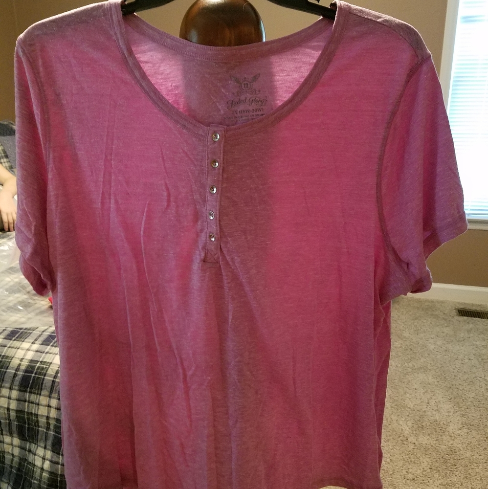 Henley tee